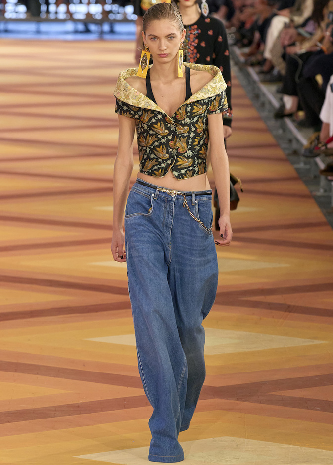 مجموعة Etro لموسم ربيع وصيف 2023