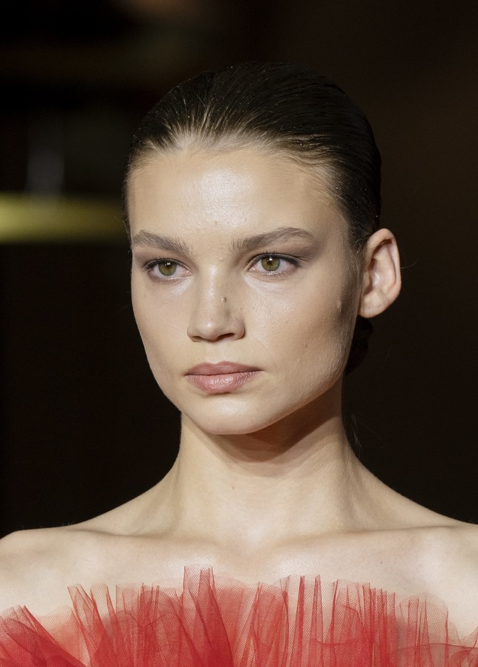 أهم أضرار عمليات شد الجفون وكيف يصبح شكل العين