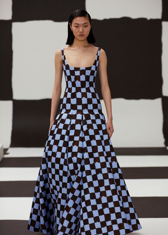 "إميليا ويكستيد"Emilia Wickstead