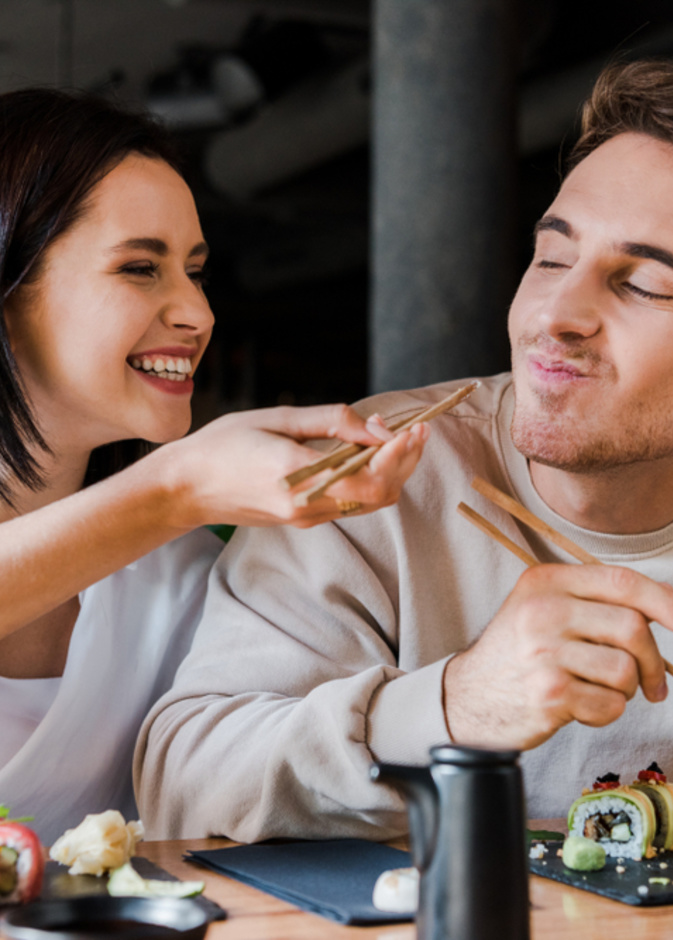 أطعمة يُنصح العروسان بتناولها قبل أسبوع من الزفاف