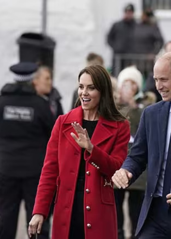 الأمير وليام وزوجته يزوران ويلز للمرة الأولى منذ إعلانهما أمير وأميرة ويلز