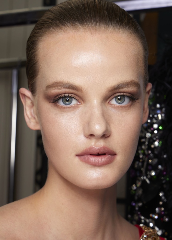 أفكار طبيعية لبشرة مشرقة قبل اليوم الوطني السعودي 92