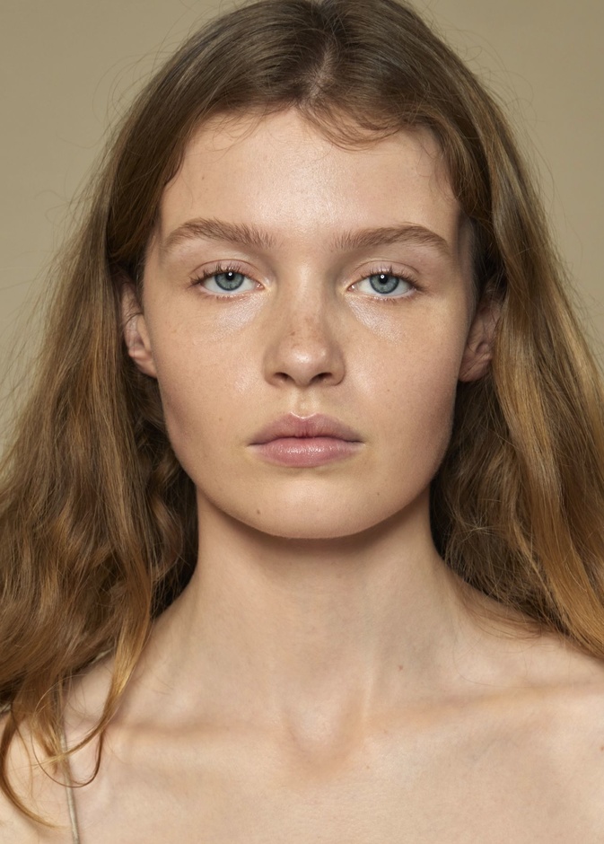 طرق طبيعية لإزالة الرؤوس السوداء عن الأنف