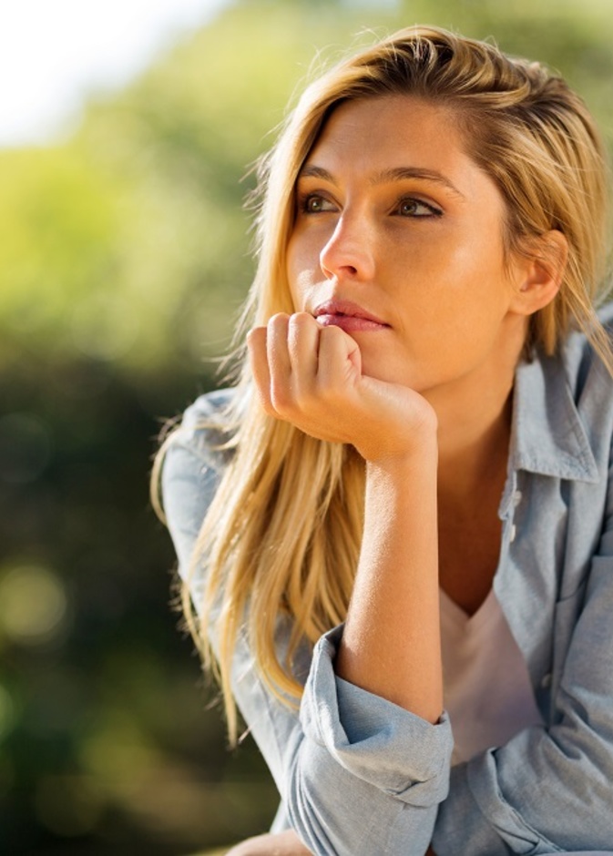 حيل بسيطة تُخلصك من التفكير الزائد وتُساعدك على حل مشاكلك بسهولة