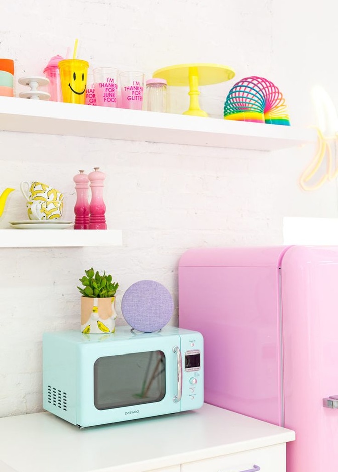 أجهزة المطبخ باللون الباستيل