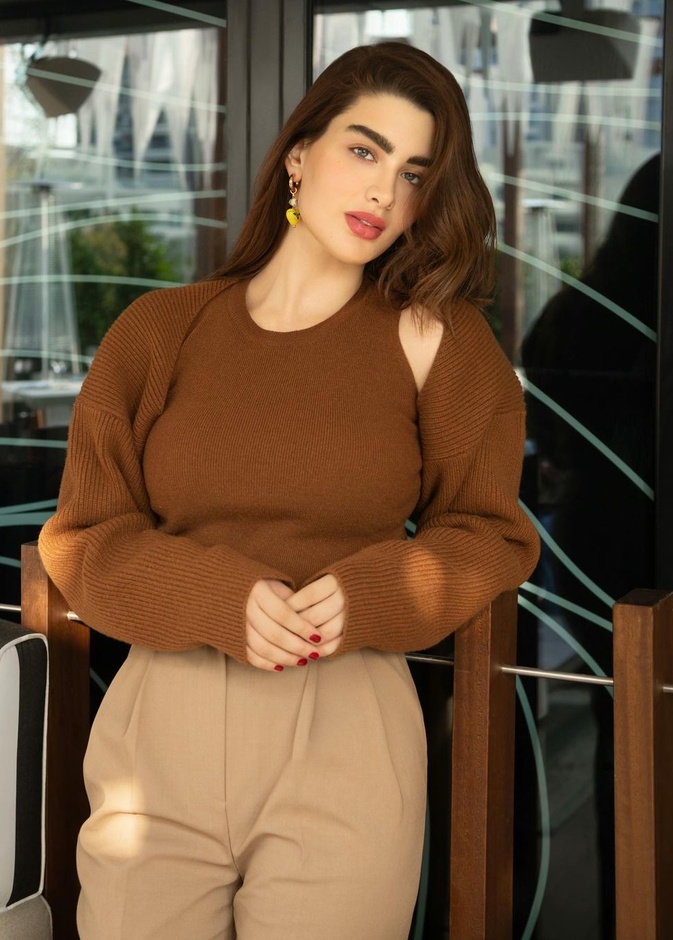 اطلالات خريفية لاخفاء عيوب الجسم مستوحاة من روان بن حسين 