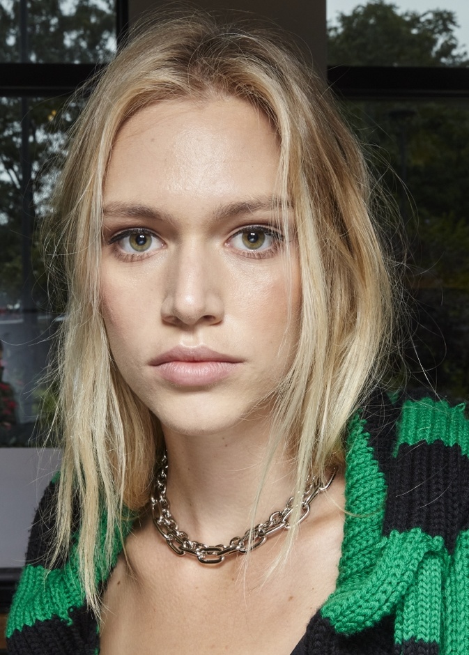 طريقة علاج وشد الجفون بدون جراحة وأهم مميزاتها