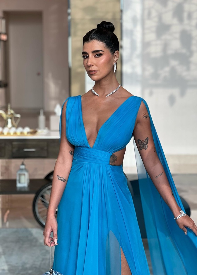 زينة مكي بقطع مجوهرات مرصّعة بالماس من العلامة التجارية Azar Gems