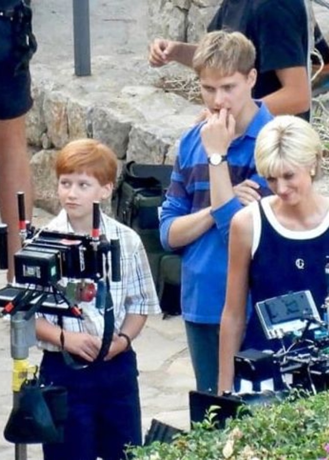 شبكة نتفليكس تبحث عن ممثل ليقوم بدور الأمير هاري في الموسم الجديد من مسلسل The Crown