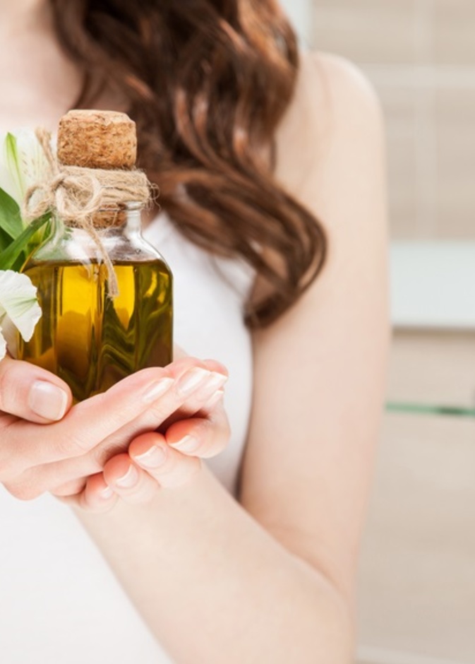 فوائد زيت القرطم الصحية والجمالية