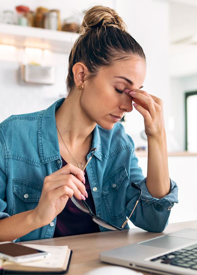 كيفية تطوير الذات للتعامل مع ضغوط العمل بشكل إيجابي