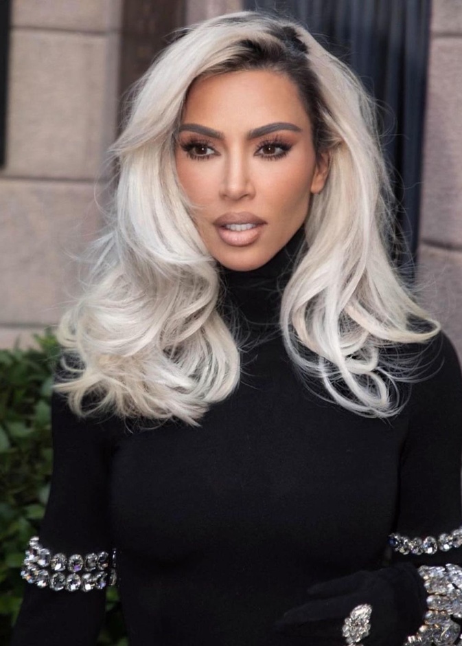 وُلدت كيم كارداشيان في 21 أكتوبر 1980 مما يجعلها من برج الميزان