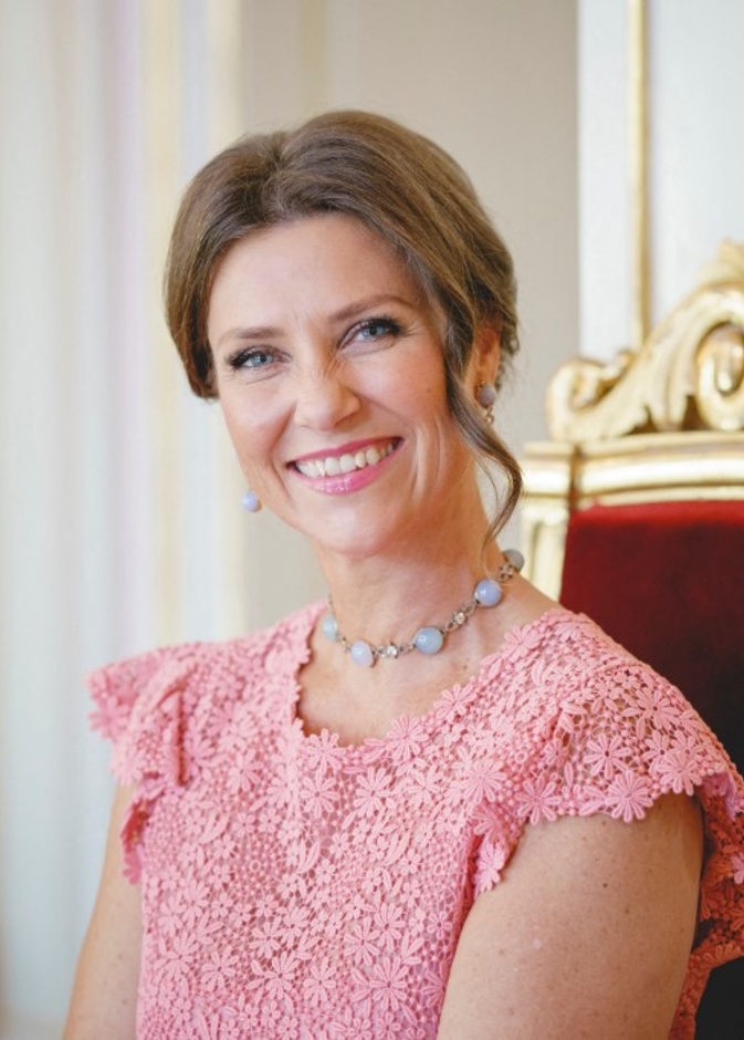 الأميرة النرويجية مارثا لويز Princess Märtha Louise قد تفقد لقبها الملكي