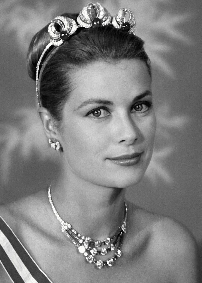 تقنية جمالية اتبعتها غريس كايلي وما تزال رائجة الى اليوم