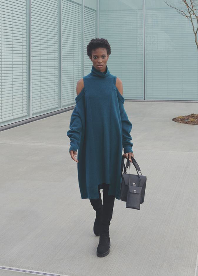 الفساتين الميدي صيحة خريف 2022-2023 من Akris