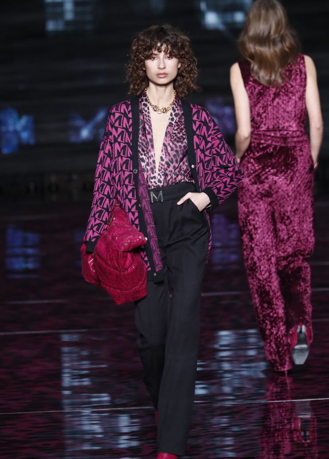 كارديغان لافت ومميّز باللّون البنفسجي من Casademunt