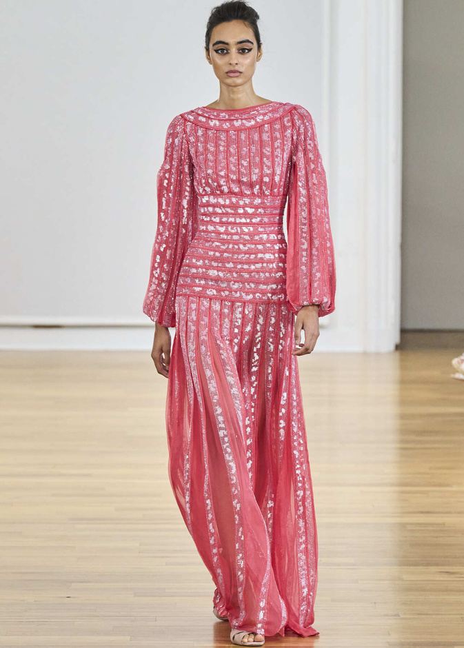 موديلات فساتين طويلة باللون الزهري للمحجبات لشهر التوعية بسرطان الثدي