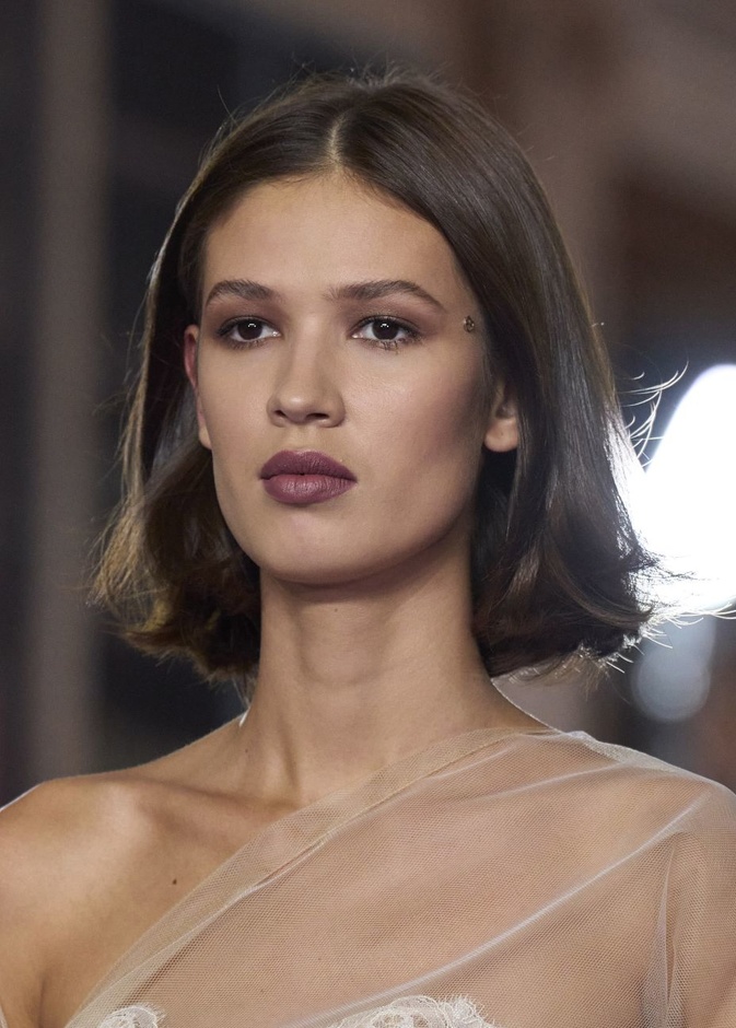 طريقة تكبير الشفاه بالطرق الطبيعية في المنزل