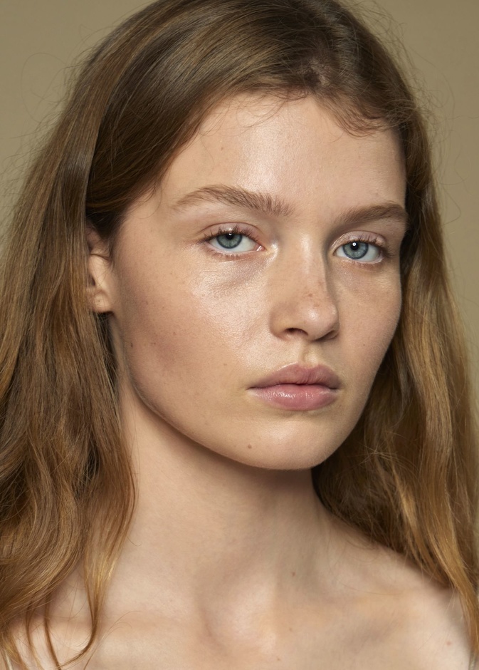 نصائح طبيعية لشد البشرة وتوحيد لونها