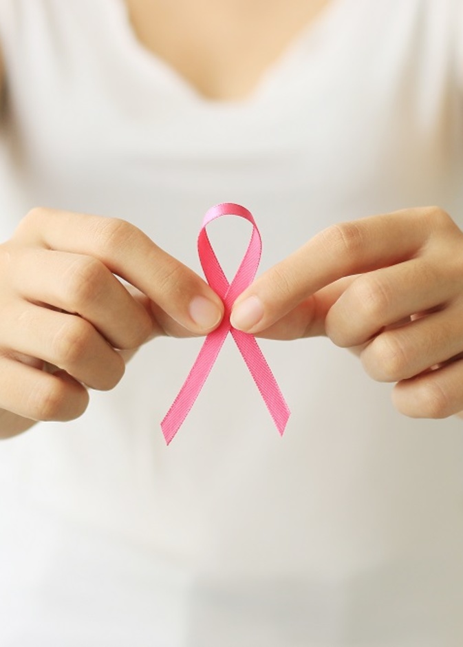 البروفيسور د. كفاح مقبل لـ "هي" :من المتوقع أن يسهل فحص الدم ‏Trucheck الكشف المبكر عن سرطان الثدي 