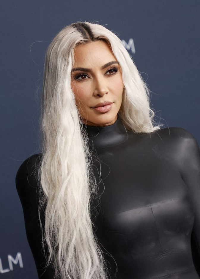 صيحات جمالية جديدة بأسلوب النجمات العالميات في حفل   Lacma Gala 2022