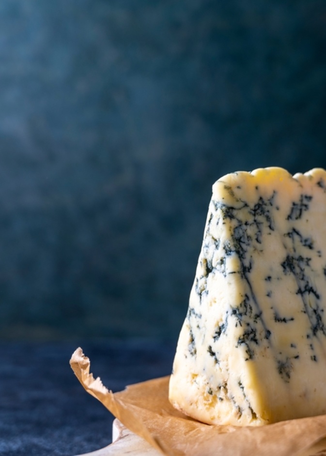 فوائد الجبنة الريكفورد للنساء