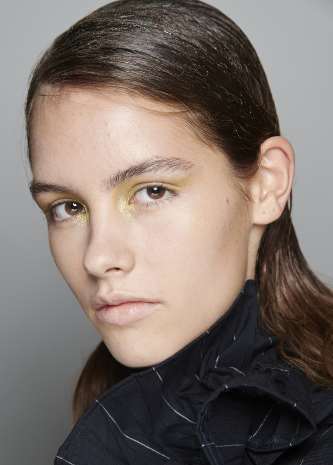 خطوات الحصول على بشرة صافية وطرق تقشيرها قبل حضور مباريات كأس العالم