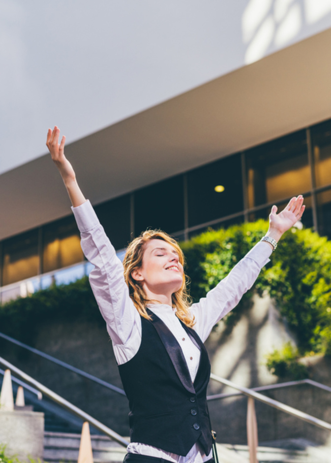 تذكري أنه لا يوجد أحد أفضل منكِ وإليكِ الأساليب الفعالة لتحقيق ذلك