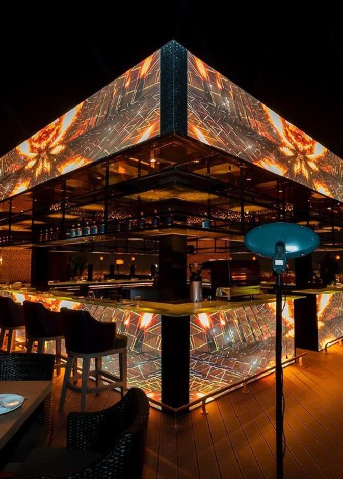 مطعم Clap الياباني الشهير في قمة برج مجدول ضمن فعاليات مناطق رياض سكاي 