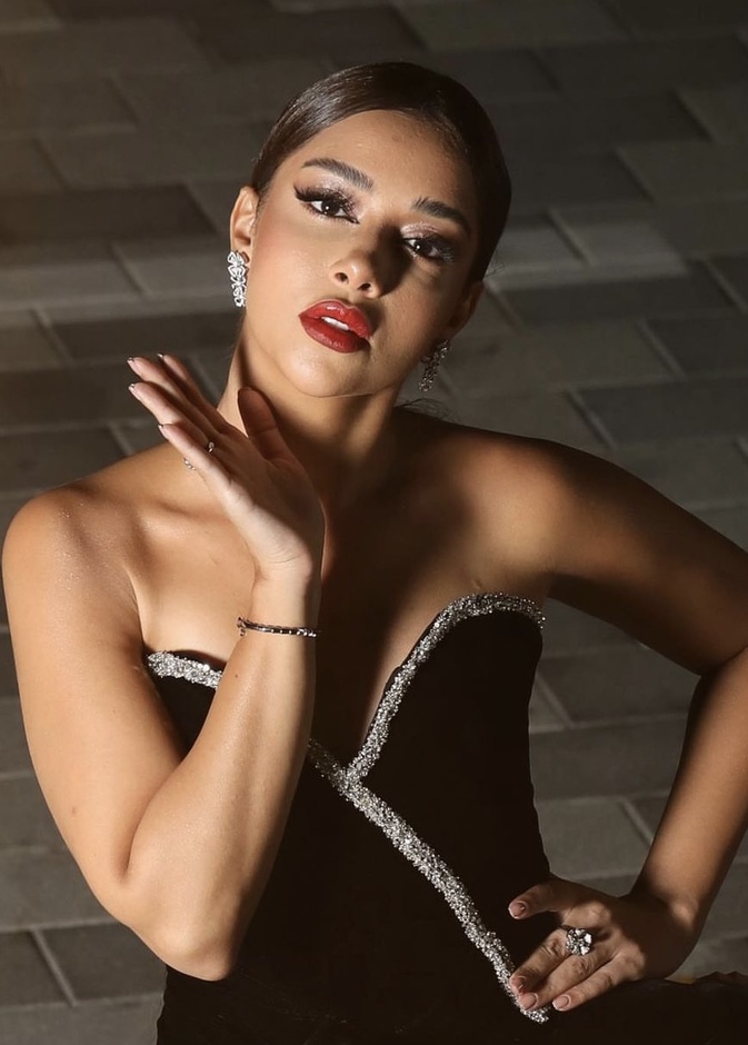 الصورة من حساب خبيرة المكياج رولا بغداداي على مكياج بلقيس فتحي- انستغرام