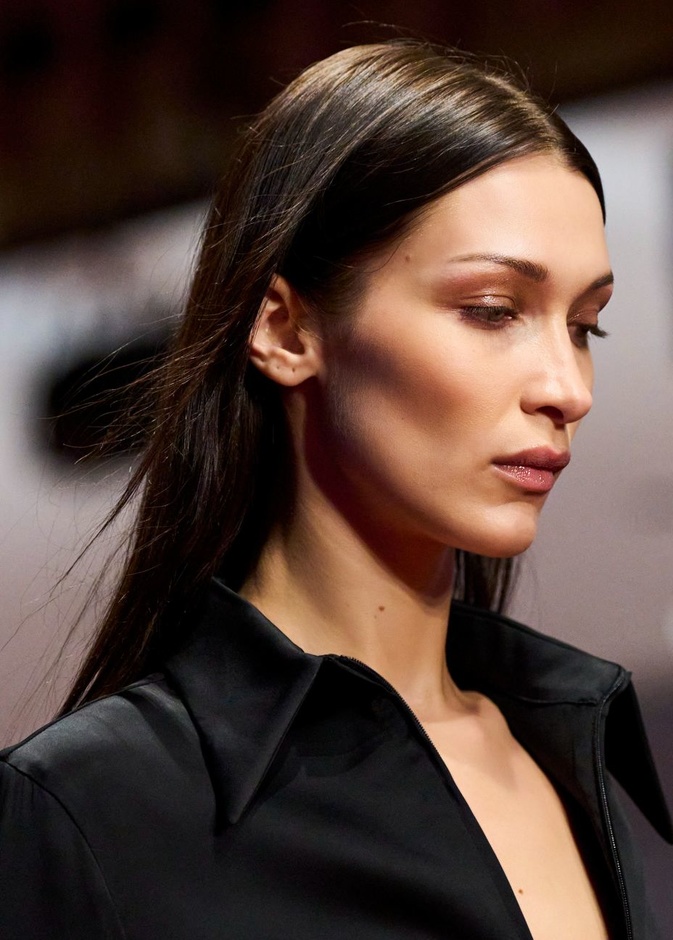 صيحة إبراز عظام الوجنتين.. إتجاه جديد في عالم المكياج