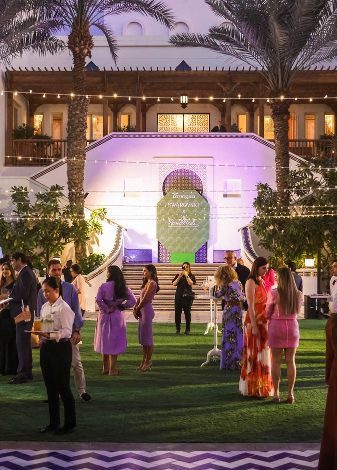 تاناغرا تزيح الستار عن أوّل مجموعة أواني مائدة من شوارفوسكي مصمّمة بالتعاون مع روزنتال في منتجع بارك حياة دبي