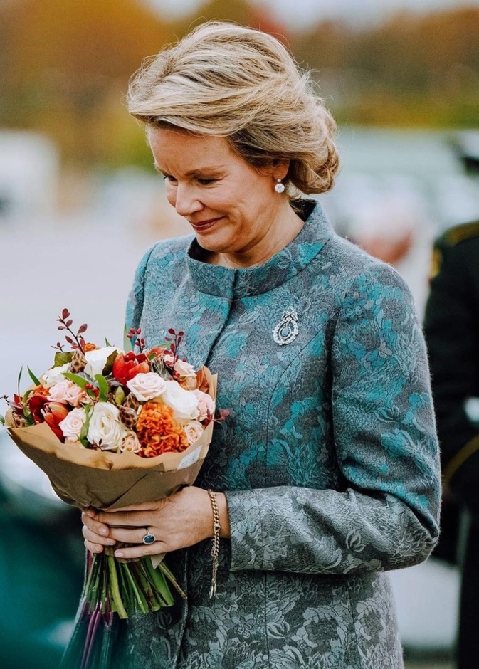 خاتم الملكة ماتيلد المرصع بالياقوت الأزرق