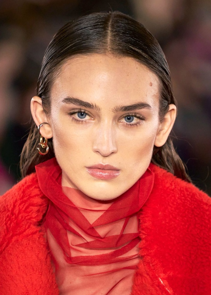 صيحات البلاشر لخدود أكثر تورداً هذا الموسم والمستحضرات المطلوبة