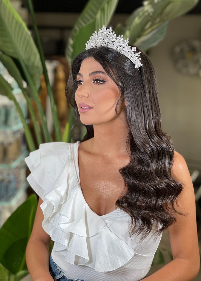 مزيّن الشعر شانت تافيتيان لـعروس "هي": هذه نصائحي للحصول على التسريحة الأجمل في يوم الزفاف