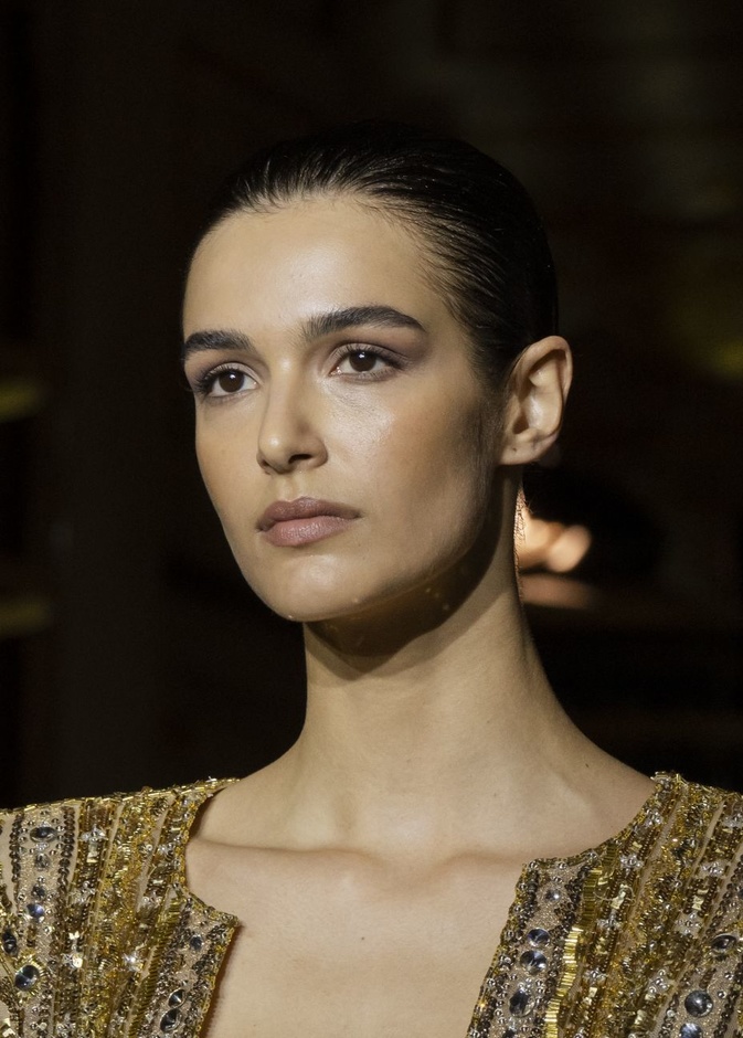 إكتشفي أكثر الوسائل فعالية للتخلص من شحوب البشرة وتجديد حيويتها 