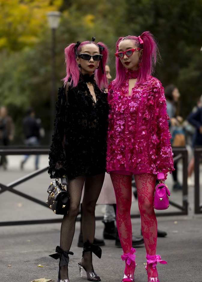 التطرف في الموضة خطوة جريئة للفت الأنظار 