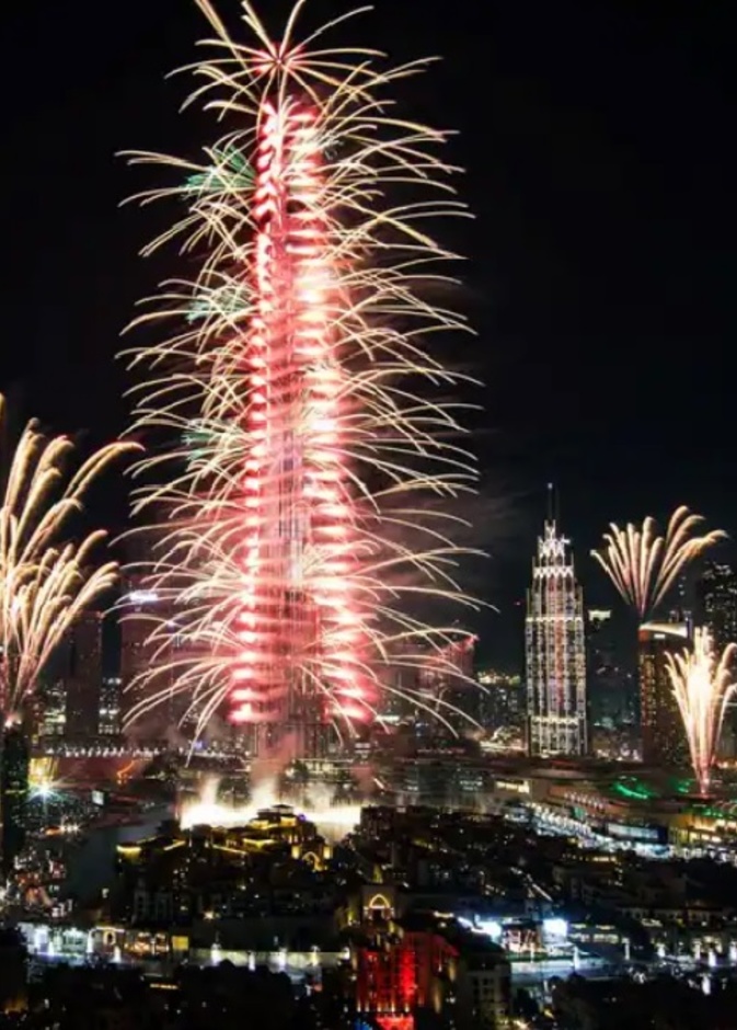 عرض ساحر في برج خليفة.