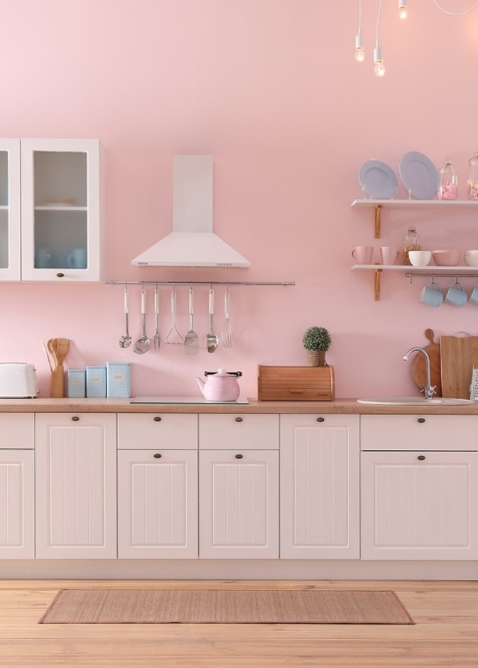 مطبخ بجدران ظل أحمر الخدود الوردي