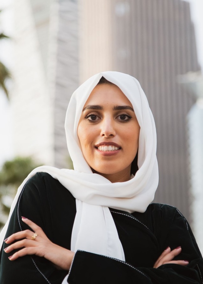 منتجة الأفلام السعودية "هاجر النعيم" لـ "هي":  نحرص على أن يكون التميز هو العنوان الأكبر والموحّد لدعم المواهب