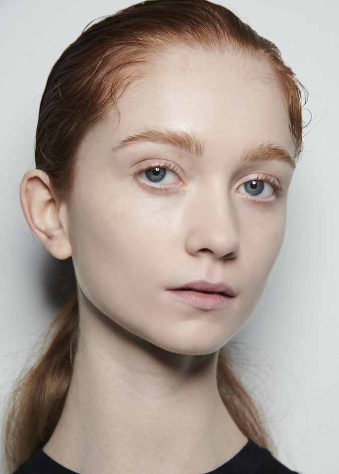 أهمية تنظيف البشرة وأنواعه .. الخطوة الأولى في روتين العناية بجمال وجهك