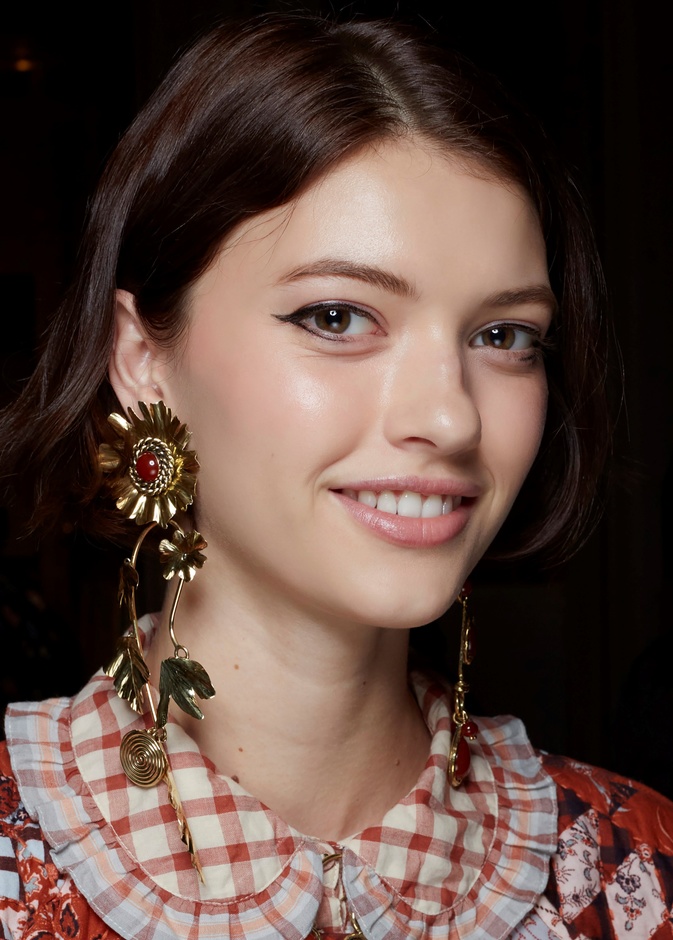 أيهما أفضل للوجه حقن البوتوكس أو الفيلر؟ وما هو الفرق بينهما