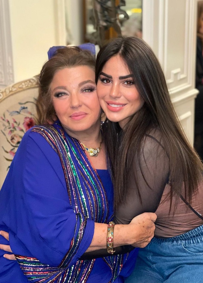 ظهور نادر لنجمات الزمن الجميل بلقطات عائلية مميزة في حصاد 2022