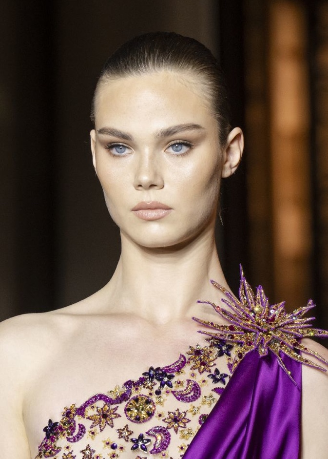  صيحات مكياج راقية تناسب العيون المبطنة 2023