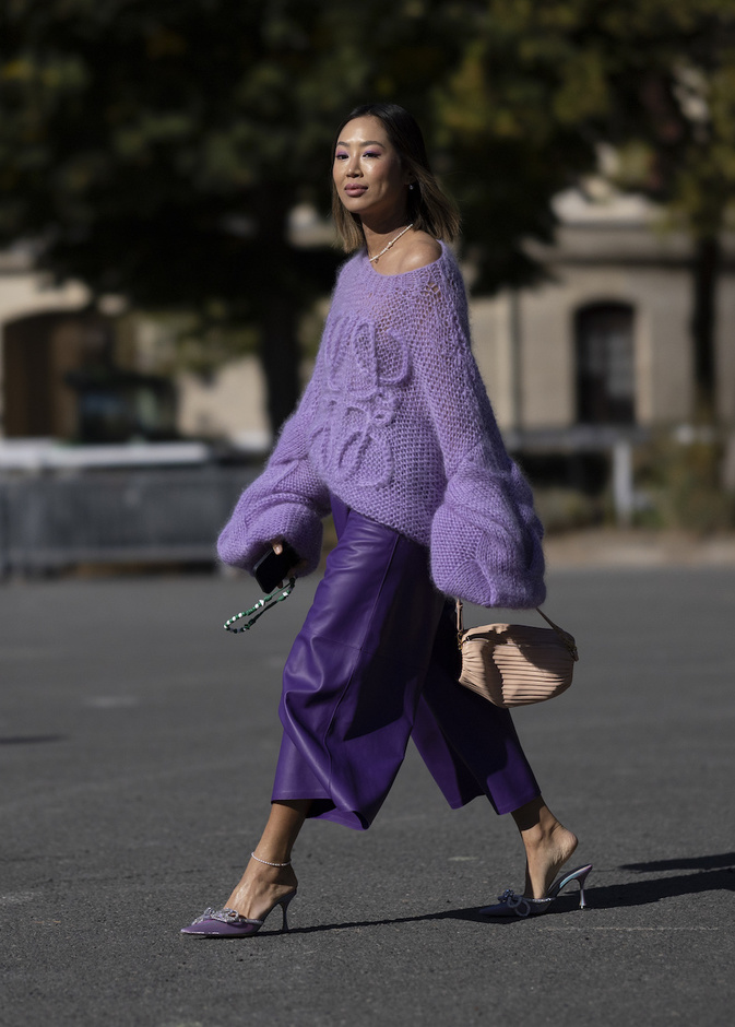 البلايز الصوف تخرج من أسلوبها النمطي لتصبح أبرز صيحات الموضة 