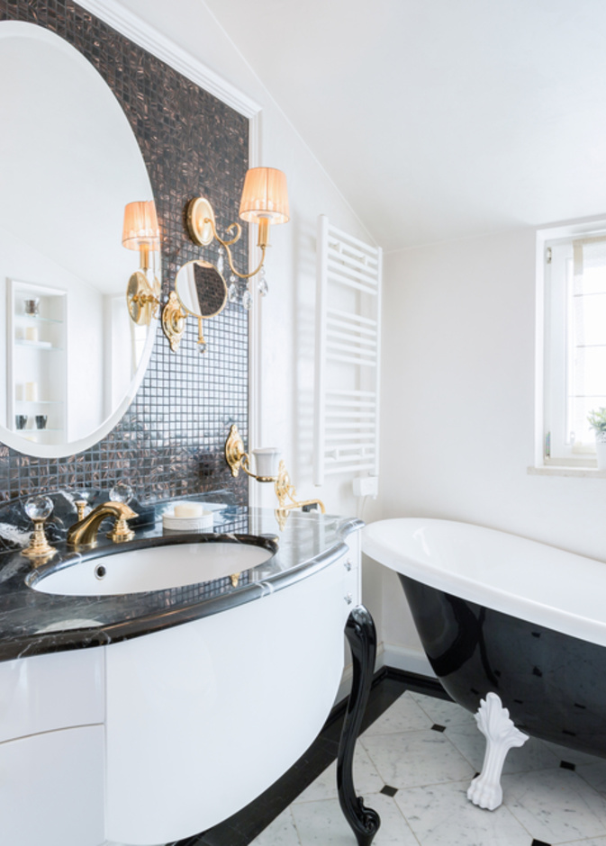 أفكار ديكورات رائعة لتجميل جدران الحمام         