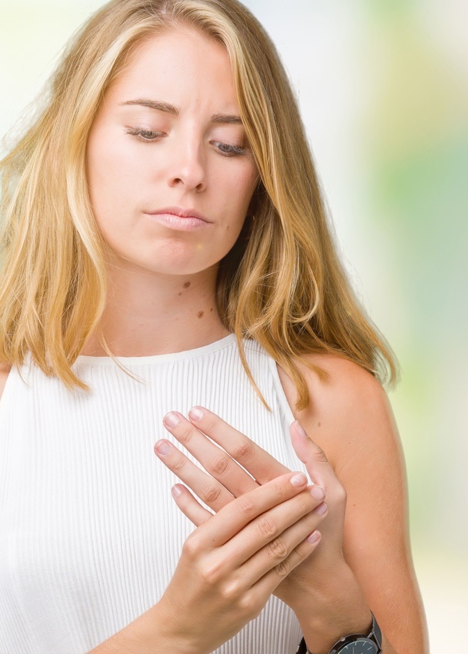 ما هي أعراض التهابات المفاصل عند النساء