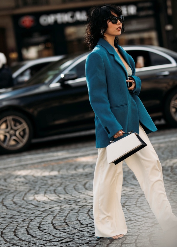 مولودة برج الدلو معروفة باسلوبها المغامر