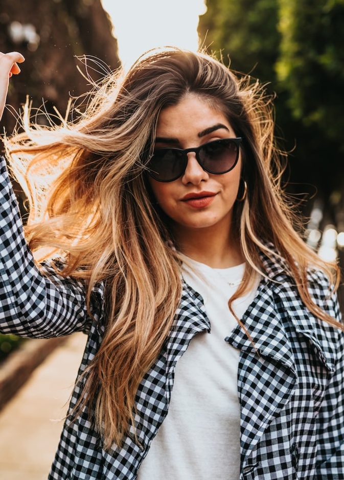تعانين من إلتهاب فروة الرأس؟ إليك أهم الزيوت الطبيعية لعلاجه