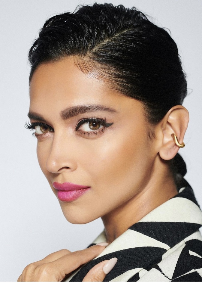 مكياج Deepika Padukone - الصورة من حسابها على انستغرام